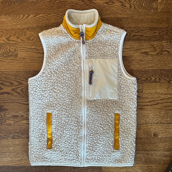 Tory Burch Sport Sherpa Vest - Picture 1 of 6